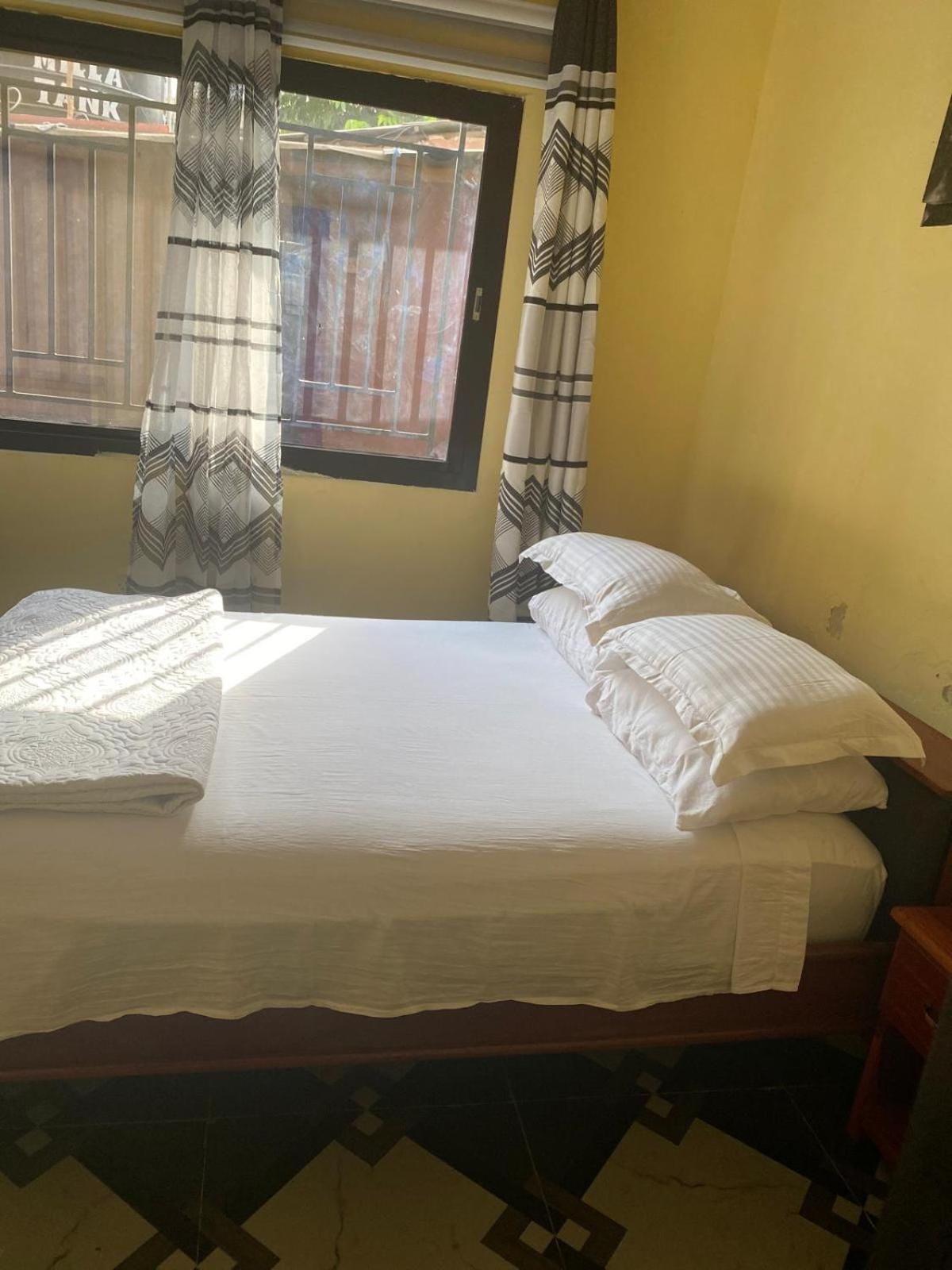 Kayfred2 Apartman Freetown Kültér fotó