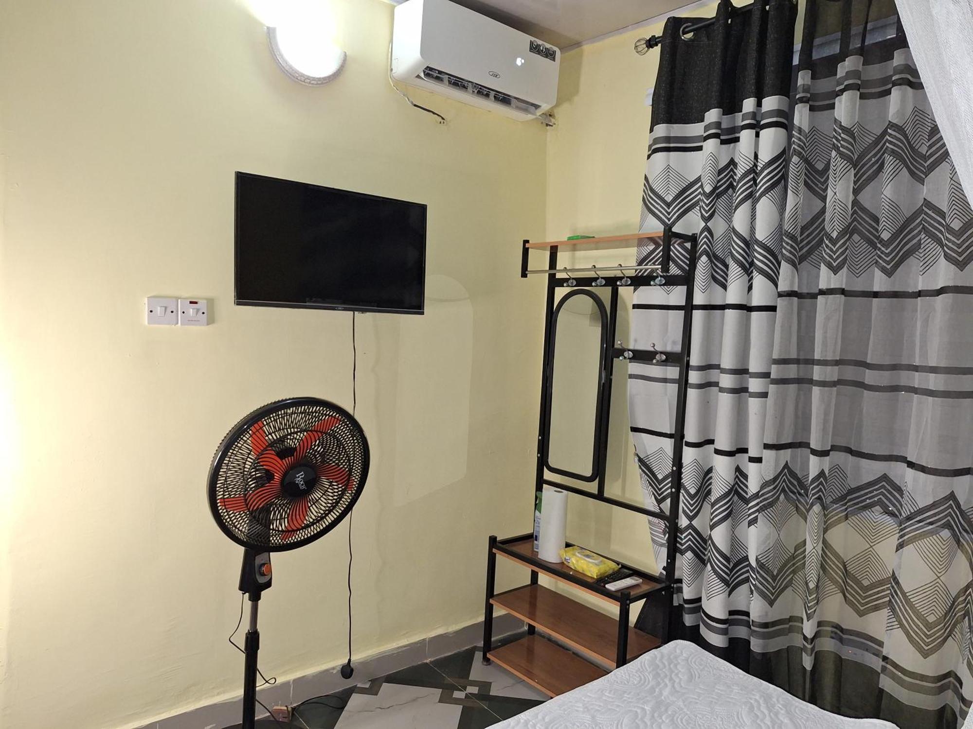 Kayfred2 Apartman Freetown Kültér fotó