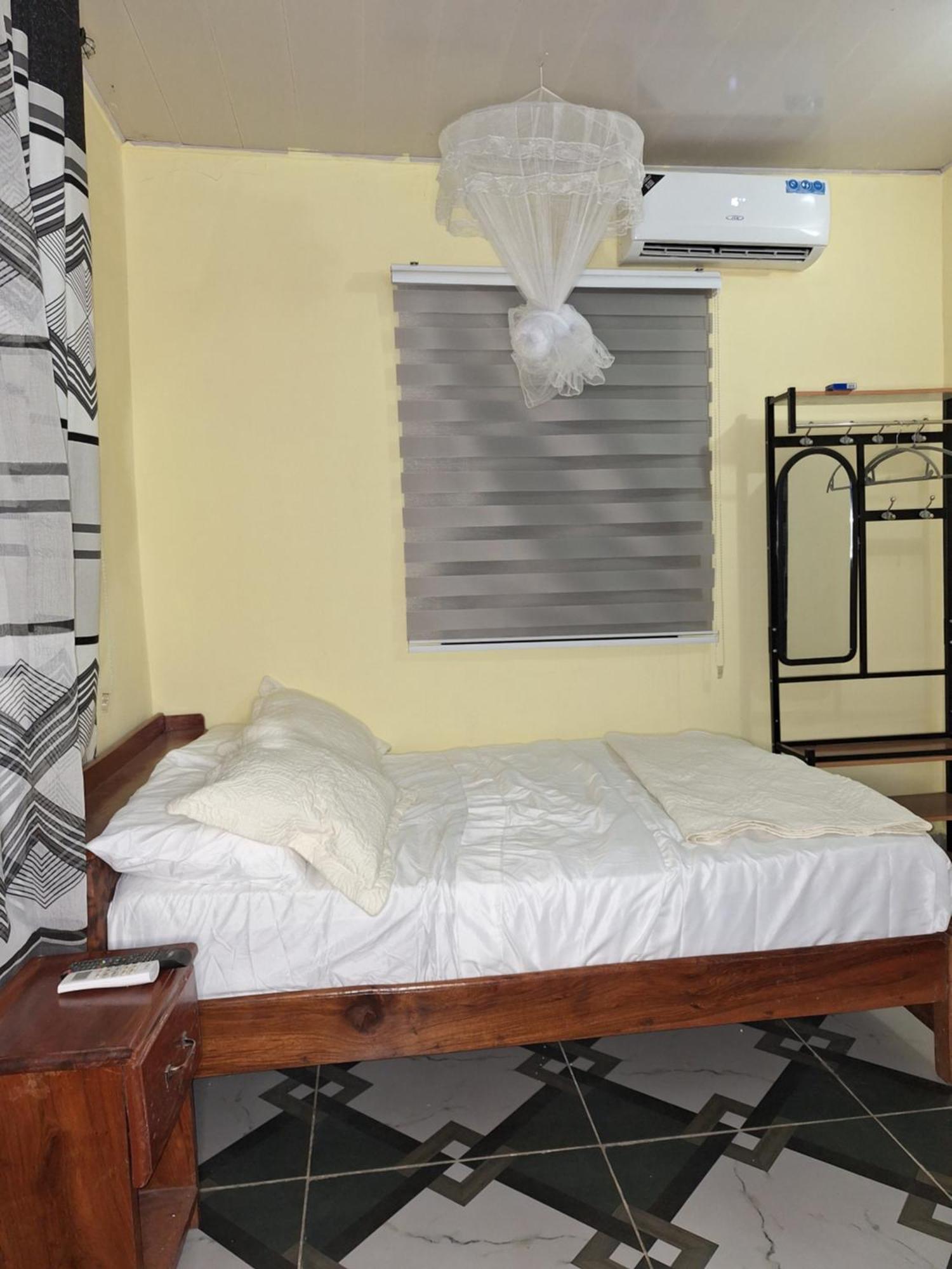 Kayfred2 Apartman Freetown Kültér fotó